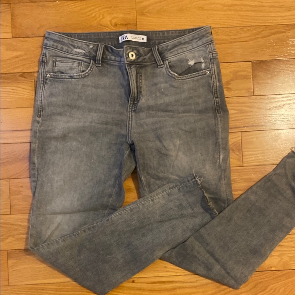 *3 for $20* Zara Distressed Grey Jeans - Women's Size 8